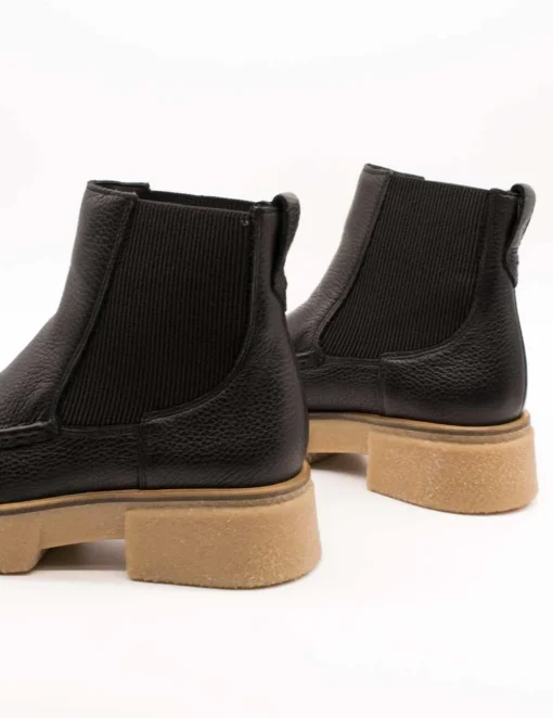 Botín Clarks 26178695 Linoso Top Black de Mujer