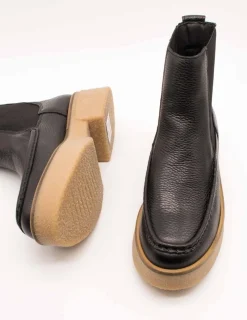Botín Clarks 26178695 Linoso Top Black de Mujer