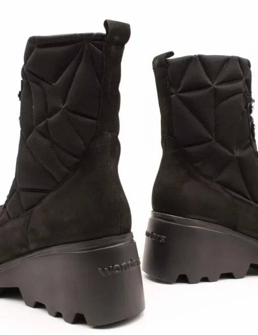 Botín Wonders G-7004 Nubuk Acolchado Negro de Mujer