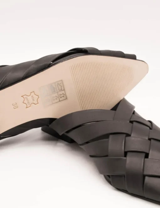 Mule Miuxa Xaro Kaiser Black de Mujer