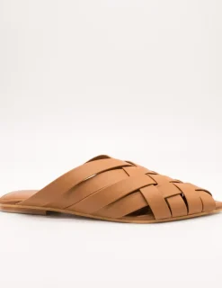 Mule Miuxa Xaro Kaiser Tan de Mujer
