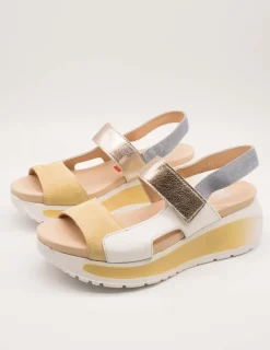 Sandalia Callaghan 35200 Pesca Crema de Mujer