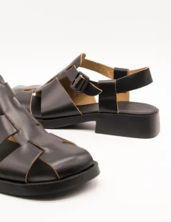Sandalia Camper K201489-011 Dana Negro de Mujer