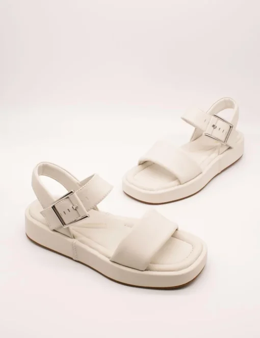 Sandalia Clarks 26176258 Alda Strap Off White de Mujer