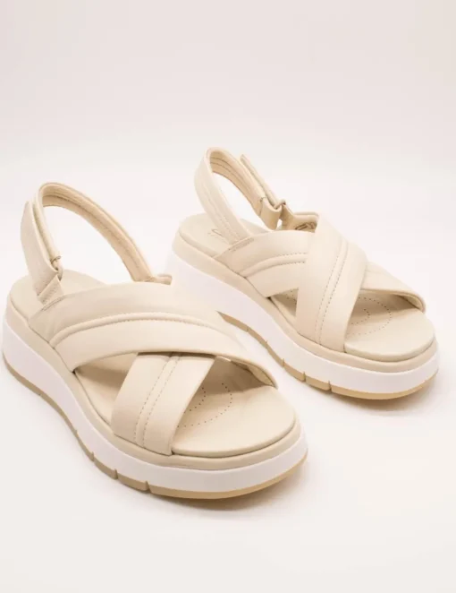 Sandalia Clarks 26181470 Tuscan Cross Cream de Mujer