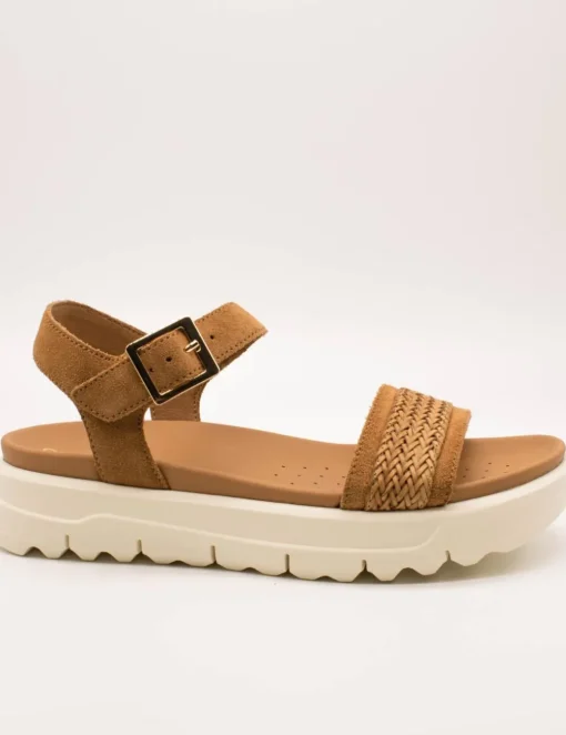 Sandalia Geox D55SZC 00022 C6001 Marrón de Mujer