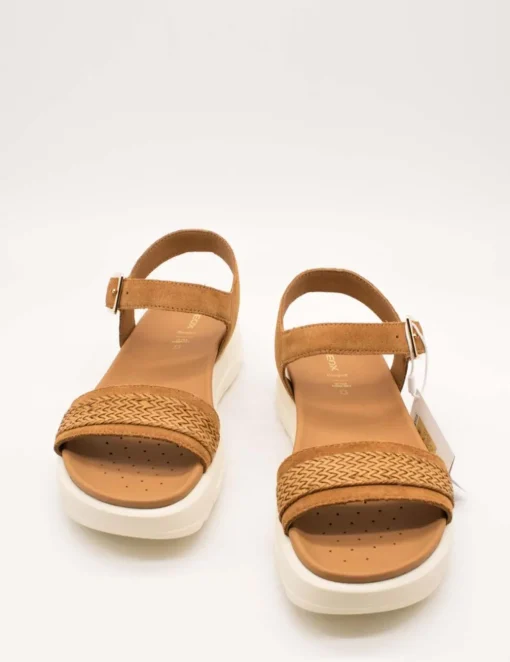Sandalia Geox D55SZC 00022 C6001 Marrón de Mujer