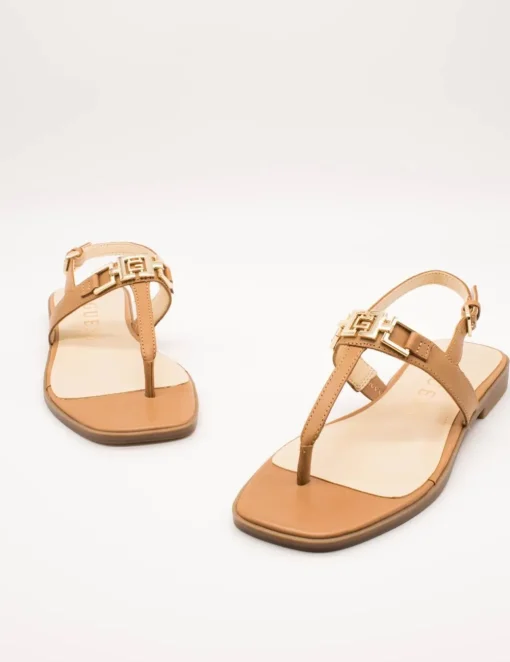 Sandalia Guess FLJREL LEA21 Reality Tan de Mujer