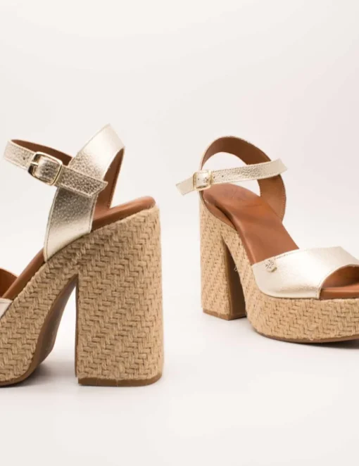 Sandalia Popa Monsul Laminado Oro Galaxy de Mujer
