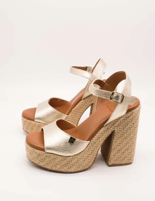 Sandalia Popa Monsul Laminado Oro Galaxy de Mujer