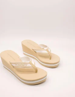 Sandalia Tommy Hilfiger FW7903-ACR Harvest Wheat de Mujer