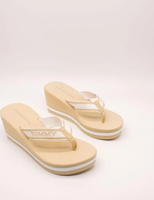 Sandalia Tommy Hilfiger FW7903-ACR Harvest Wheat de Mujer