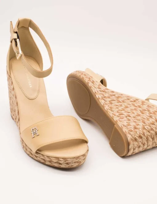 Sandalia Tommy Hilfiger FW07914-ACR Harvest Wheat de Mujer