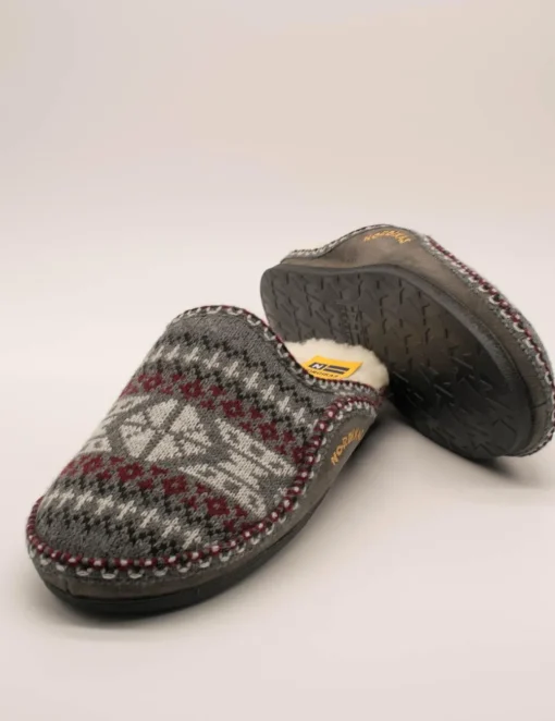 Zapatilla Nordika´s 2502 azteca gris de hombre.