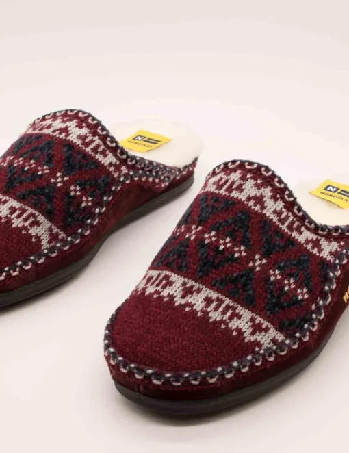 Zapatilla Nordika´s 2502 maya burdeos de hombre