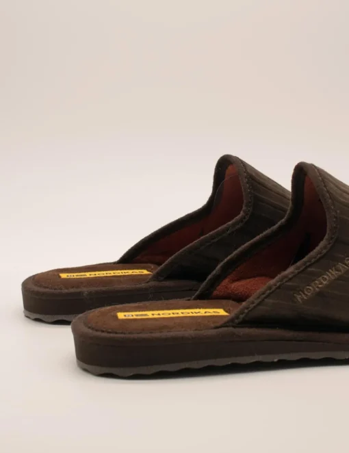 Zapatilla Nordika´s 8662 mónaco marrón de hombre.