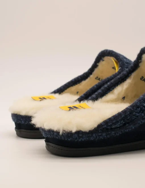 Zapatilla Nordika´s 2502 ondas marino de hombre.