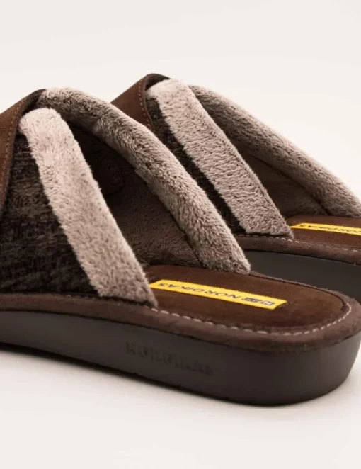 Zapatilla Nordika´s 7518 trenza moka de hombre