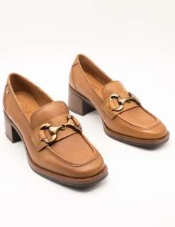 Zapato Carmela 162001-01 Camel de Mujer