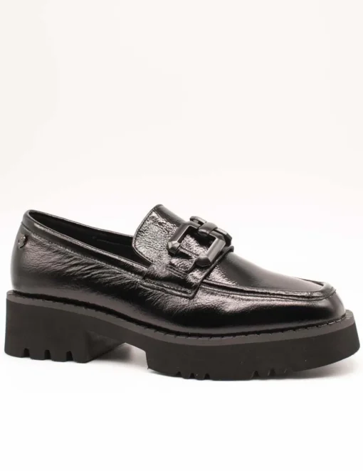 Zapato Carmela 161124 Charol Napa Negro de Mujer