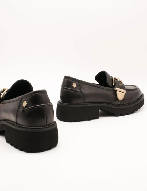 Zapato Carmela 161907-01 Negro de Mujer