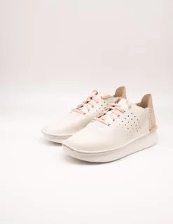 Zapato Clarks 26170419 Velhill Off White de Mujer
