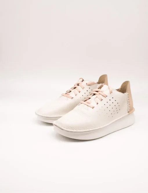 Zapato Clarks 26170419 Velhill Off White de Mujer