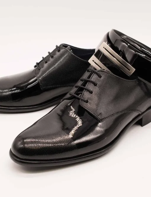 Zapato Donattelli 10944 charol negro placado de hombre.