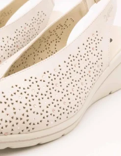 Zapato 24HRS 26449 Relax Crema de Mujer